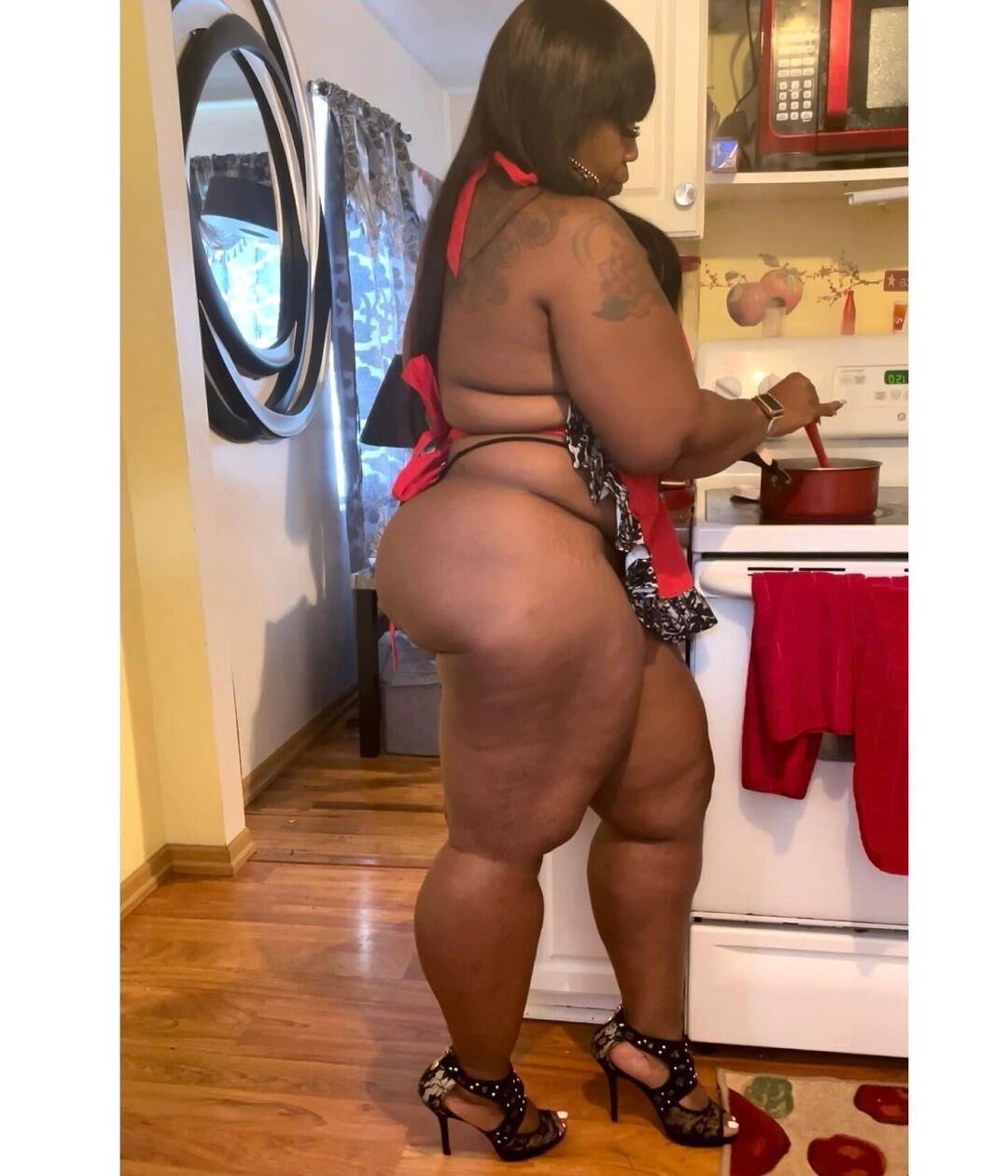 bbw booties