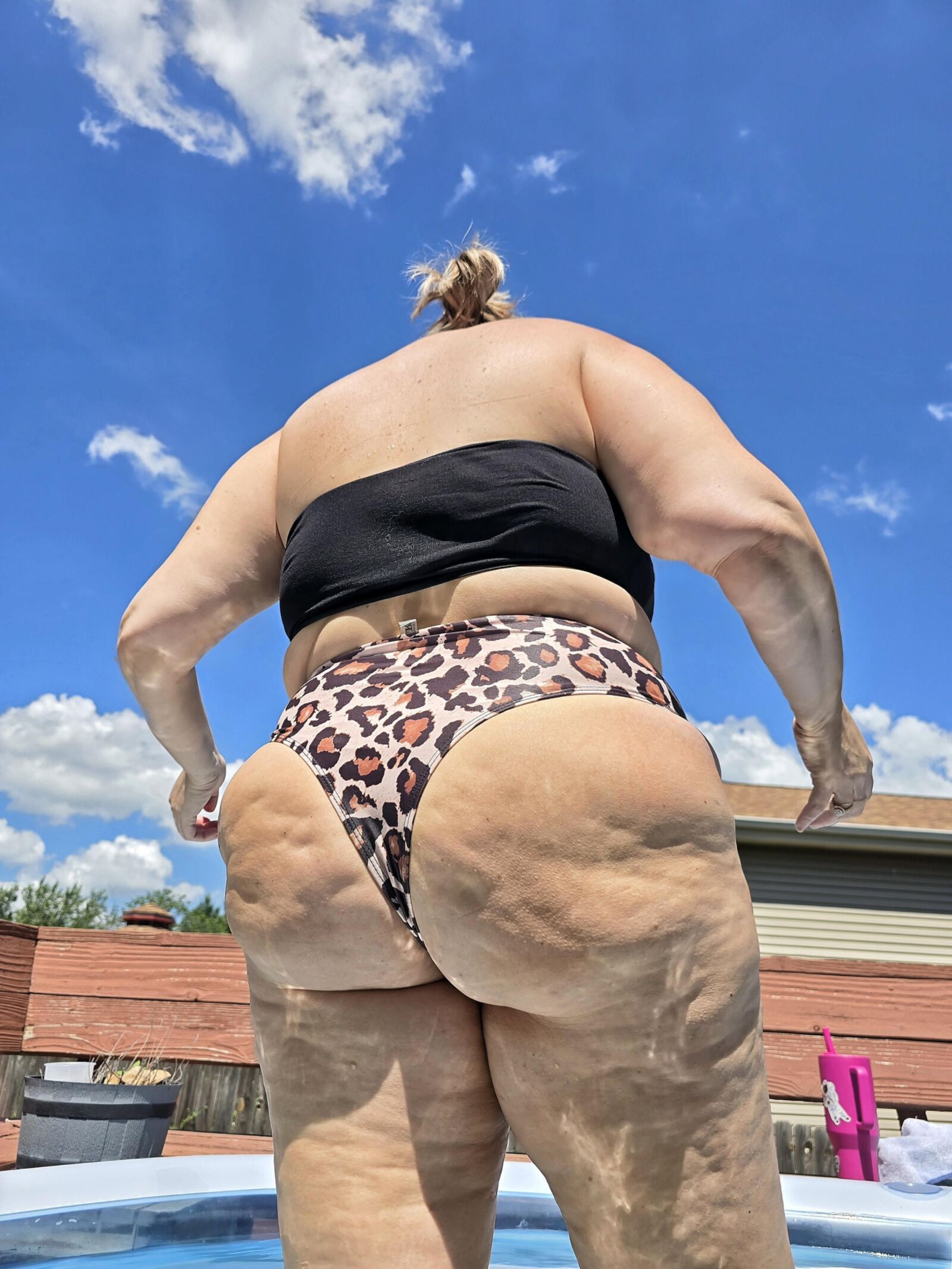 BBW Bikini Butt