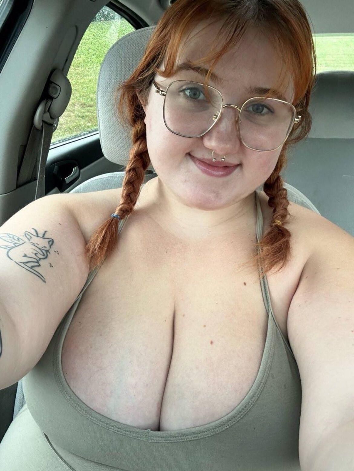 fae bbw teen smash or pass?