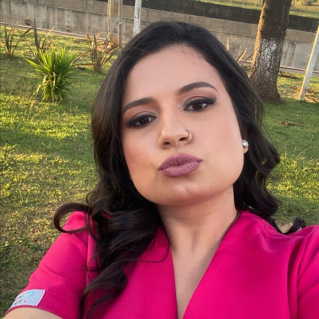 Slut Brunette BBW Latina Nurse Naked and Exposed Find Her 