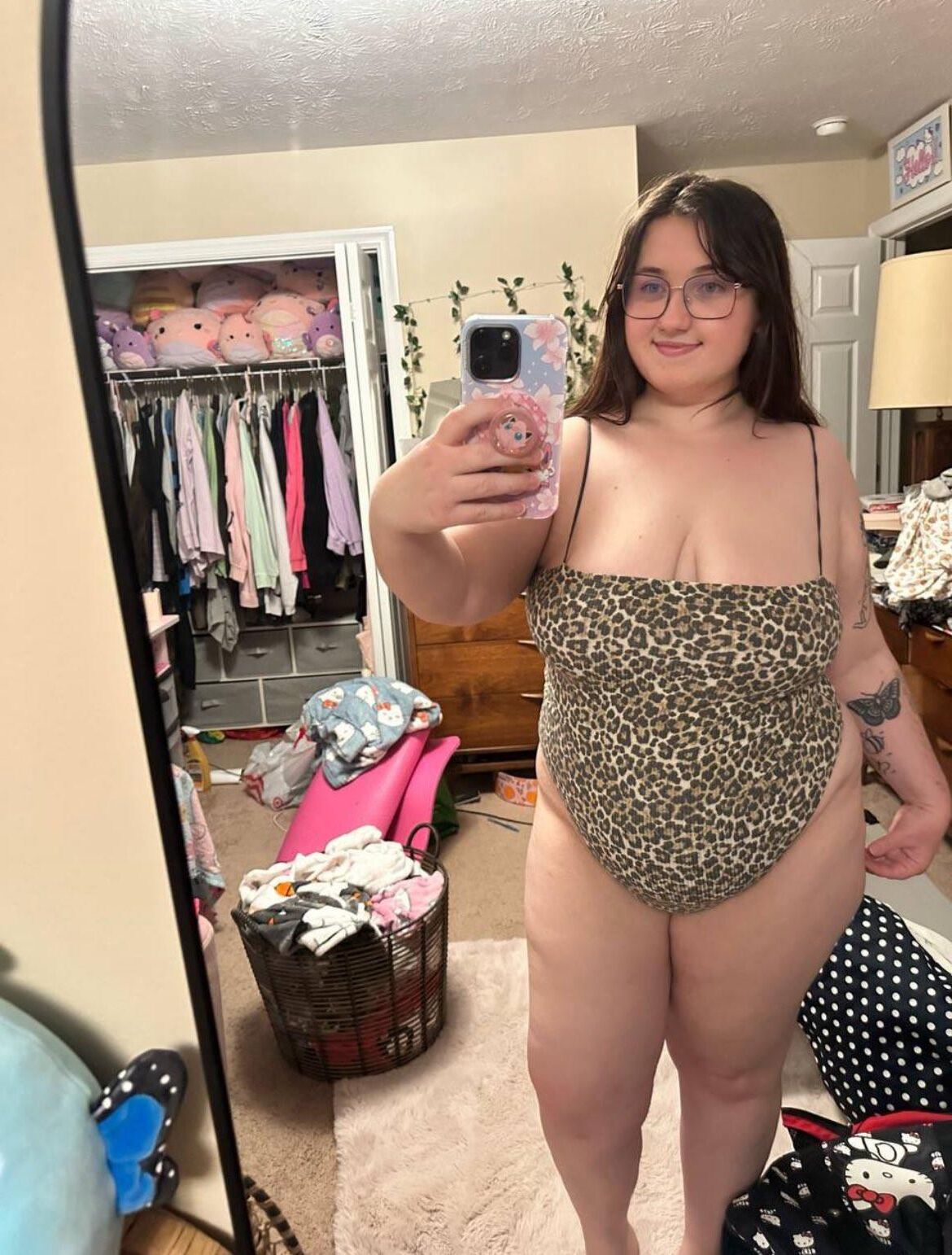 fae bbw teen smash or pass?