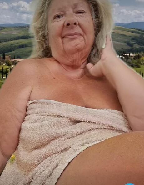 GRANNY ANNA