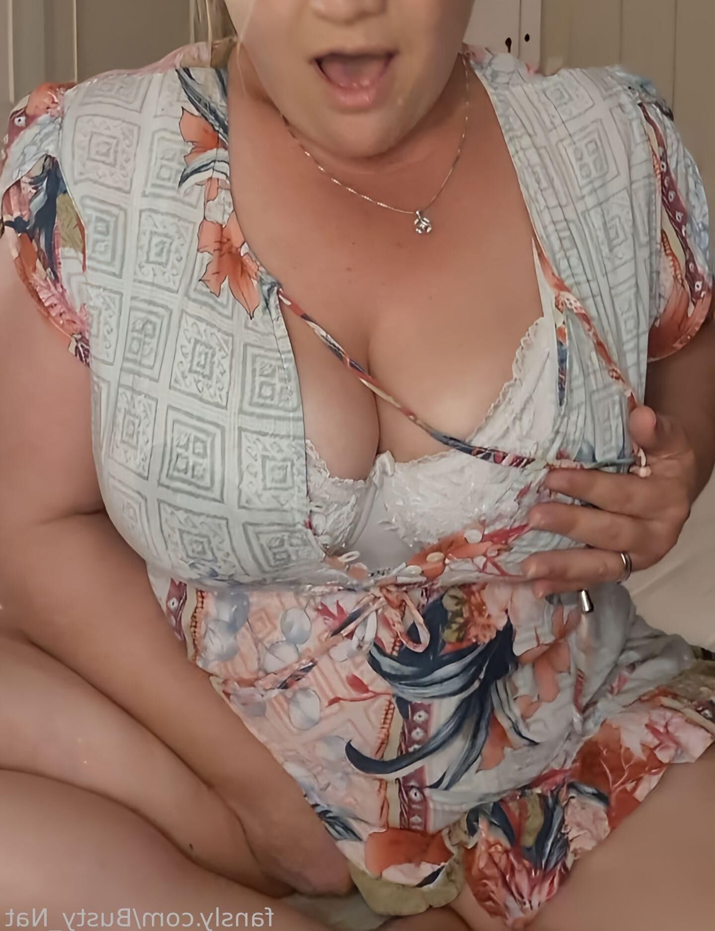 CurvesAndLace