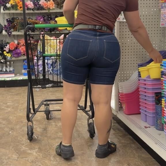 Public Displays of Ass 
