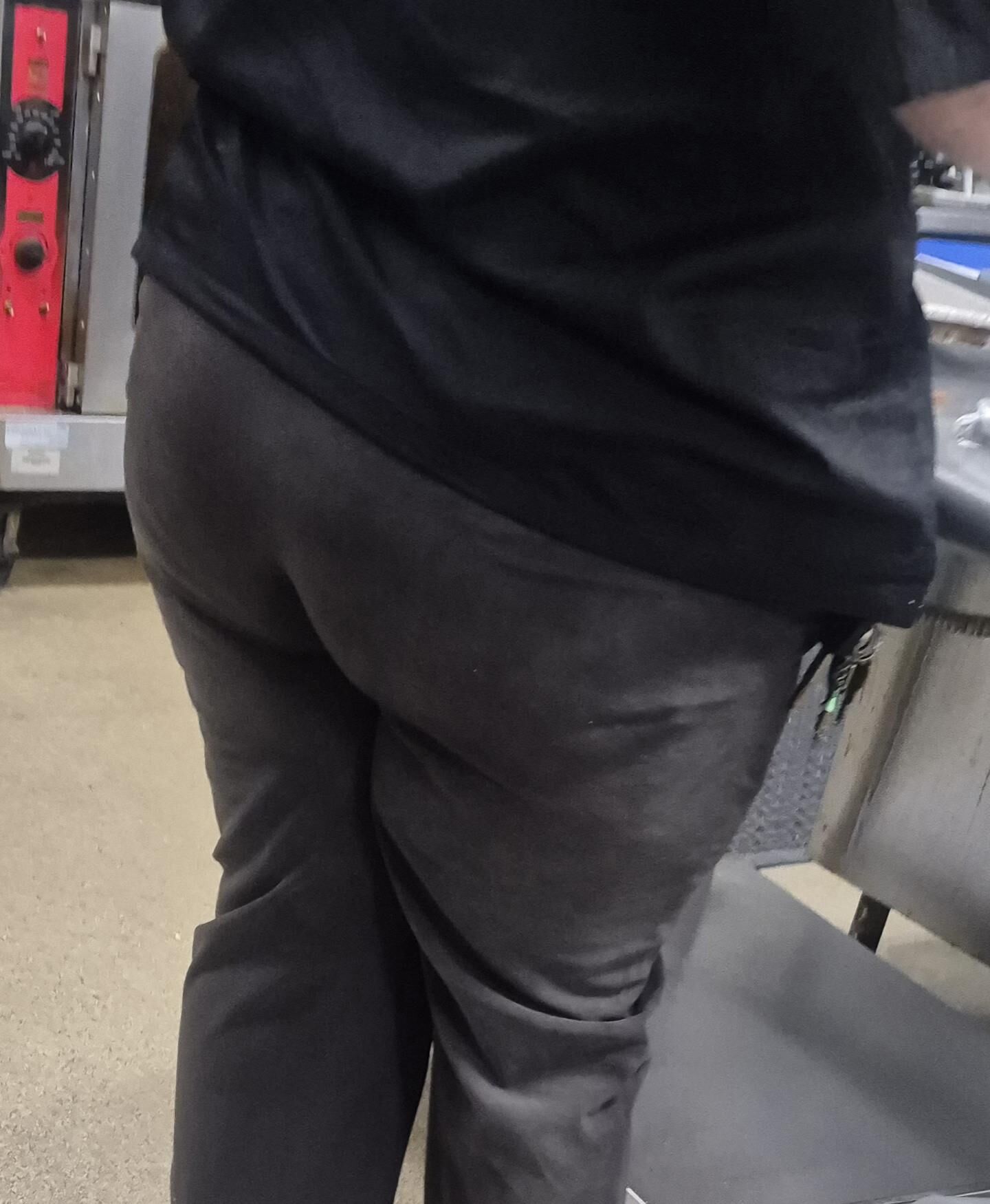 Cassie wearing tight pants for me