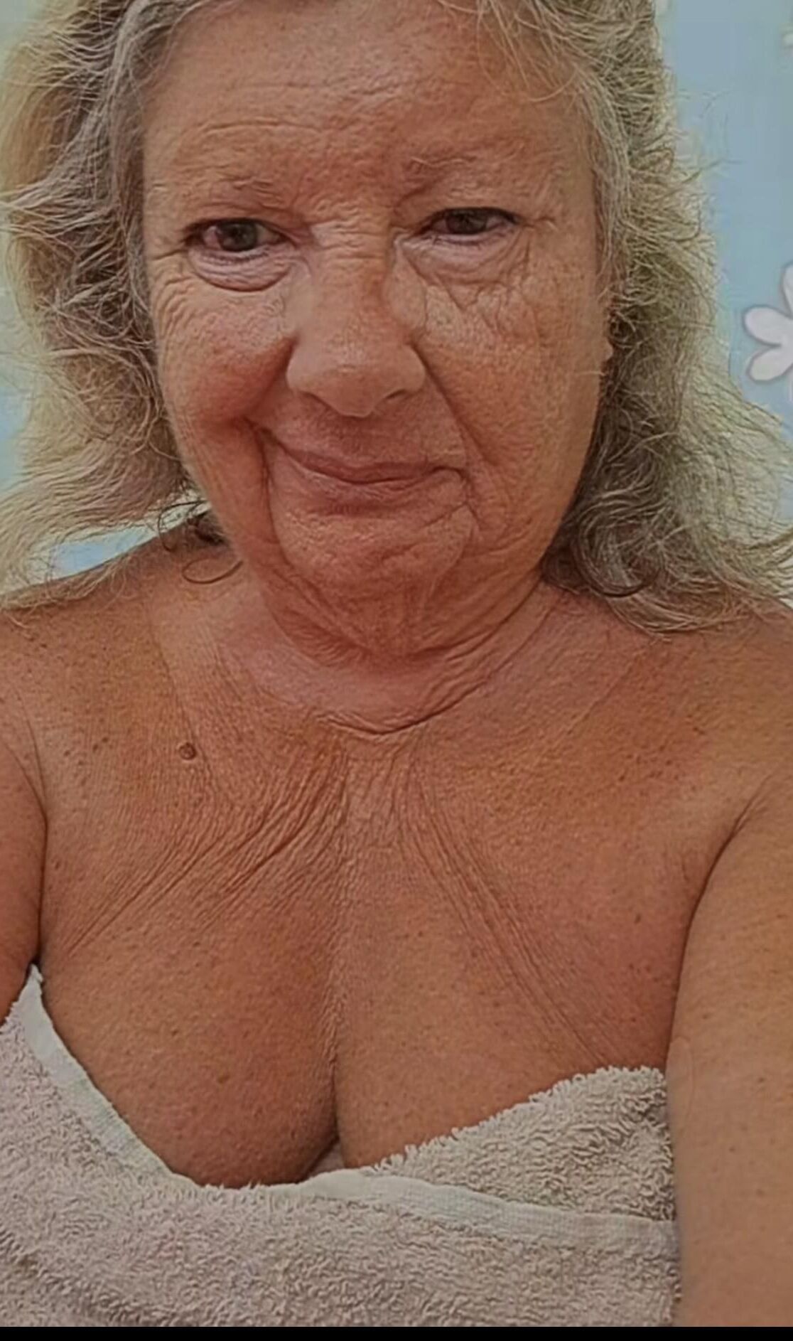 GRANNY ANNA