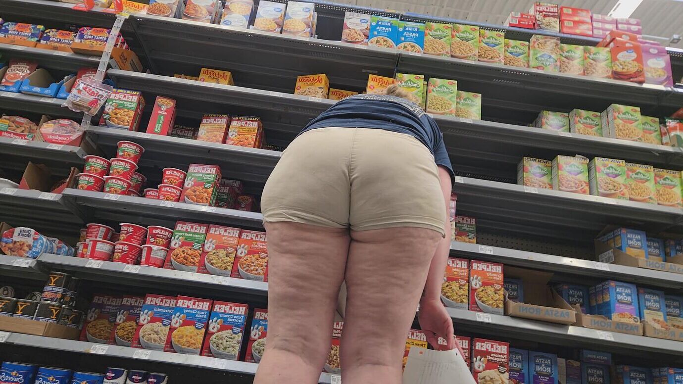 Public Displays of Ass 