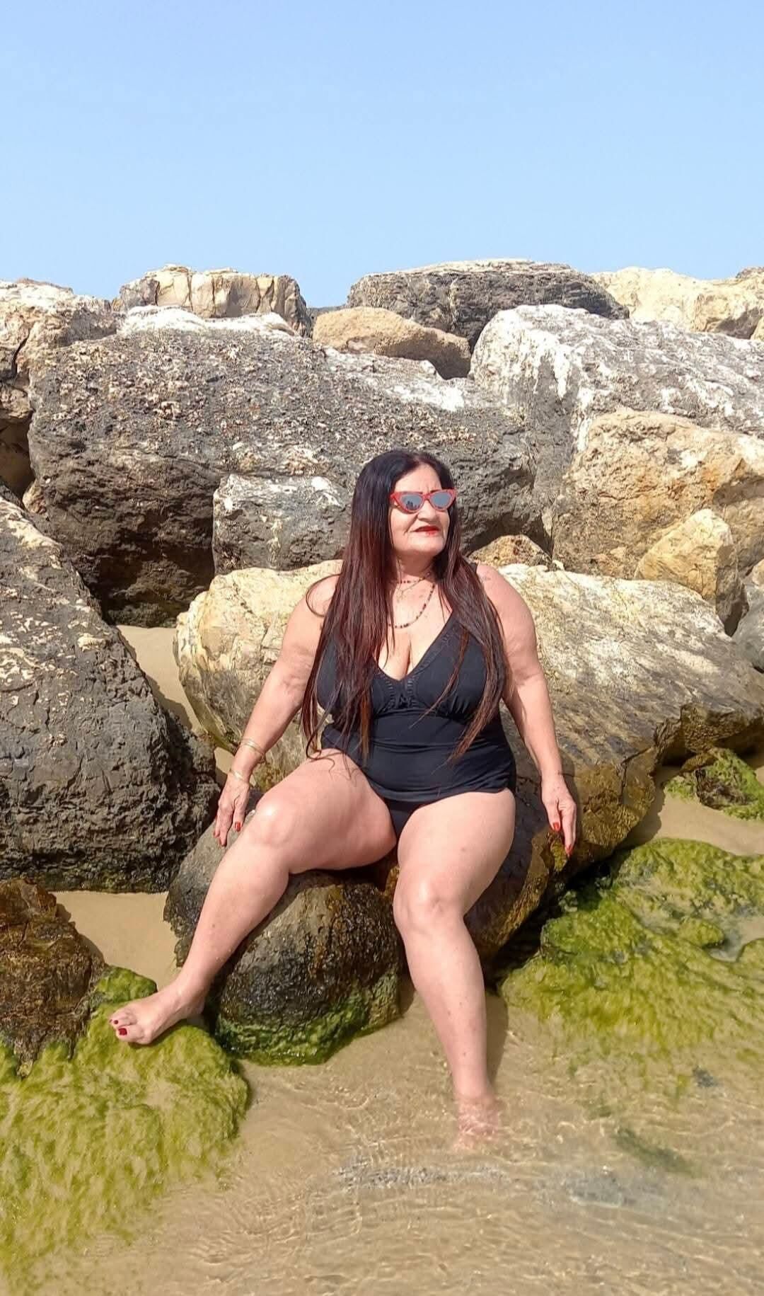 BBW Bikini Granny PNINA
