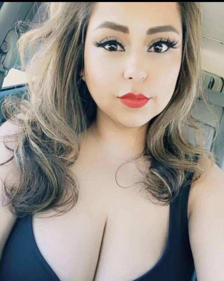 Hot Texas latina milf big tits 