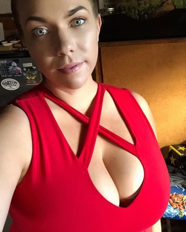 Ashleigh Dunn Kleider