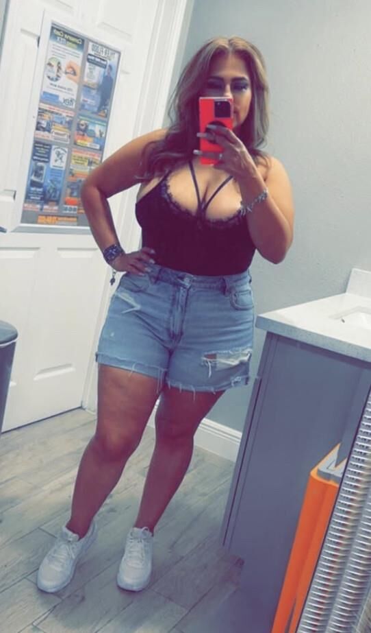 Hot Texas latina milf big tits 
