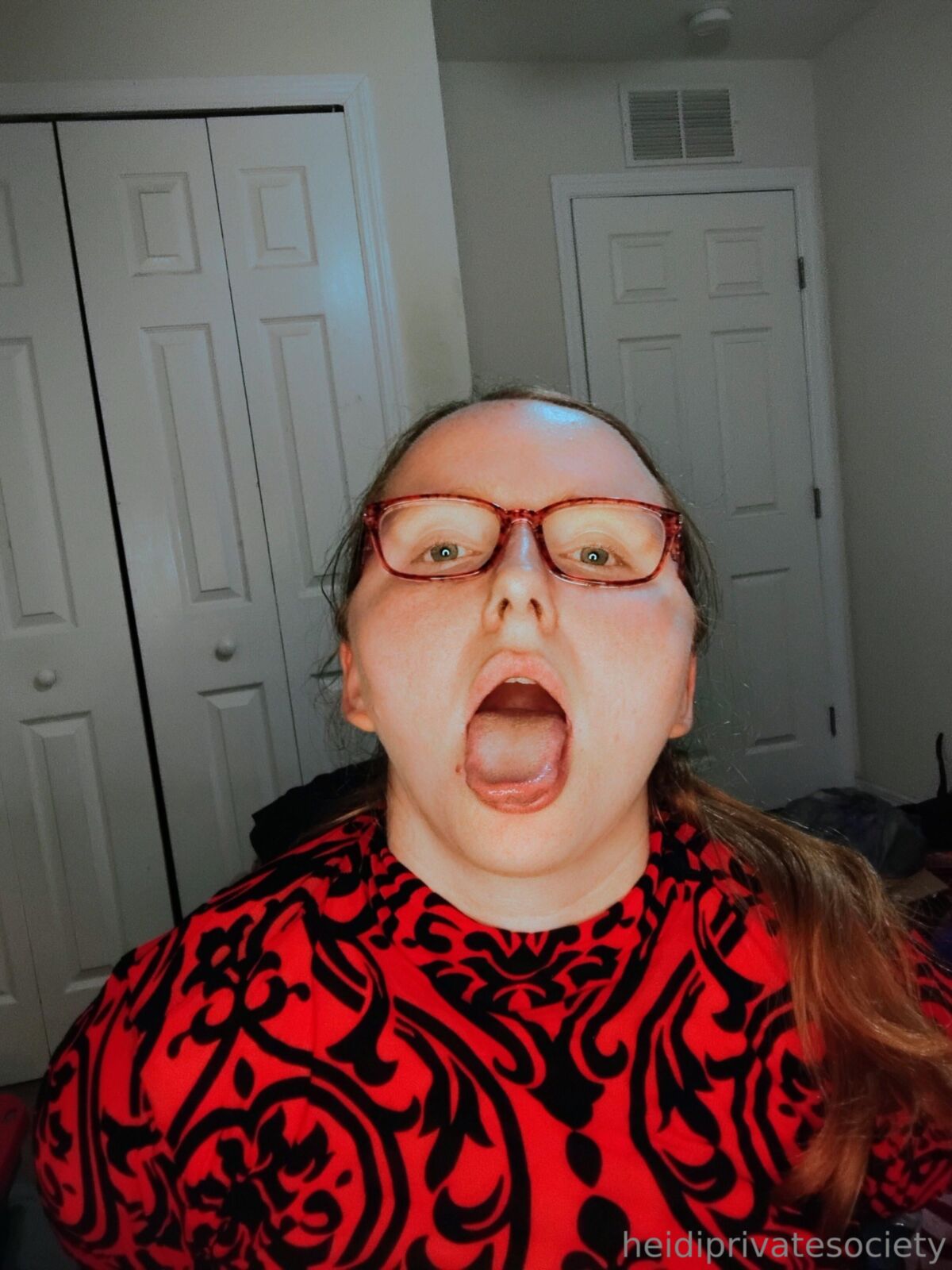 Heidi огромные задницы большие сиськи анальная блондинка BBW со стеклами смешанные горячие S