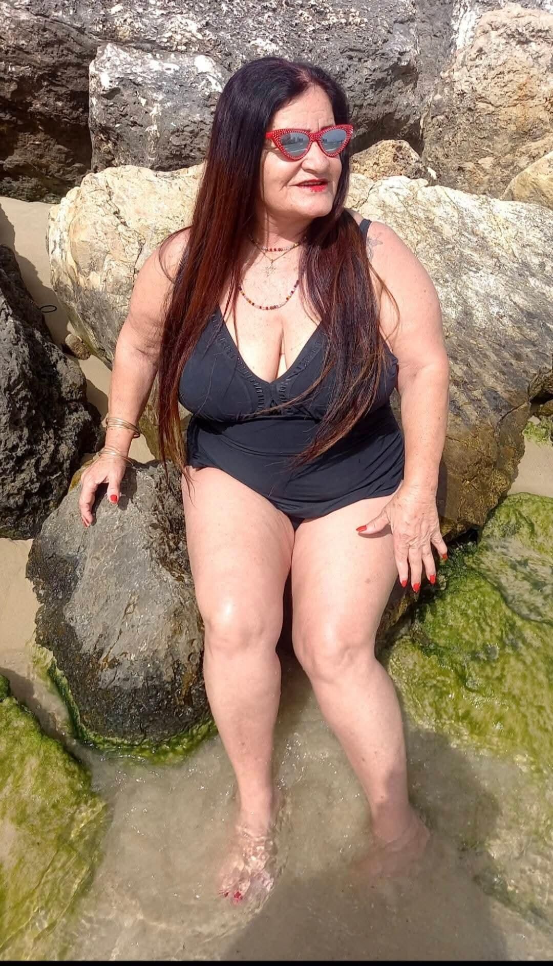 BBW Bikini Granny PNINA