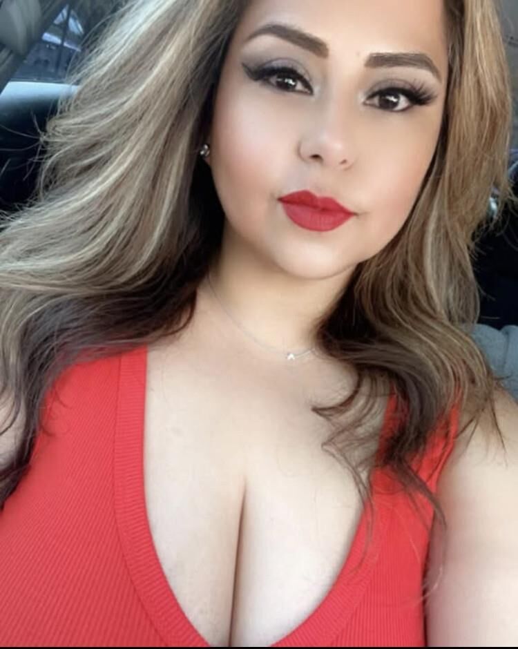 Hot Texas latina milf big tits 