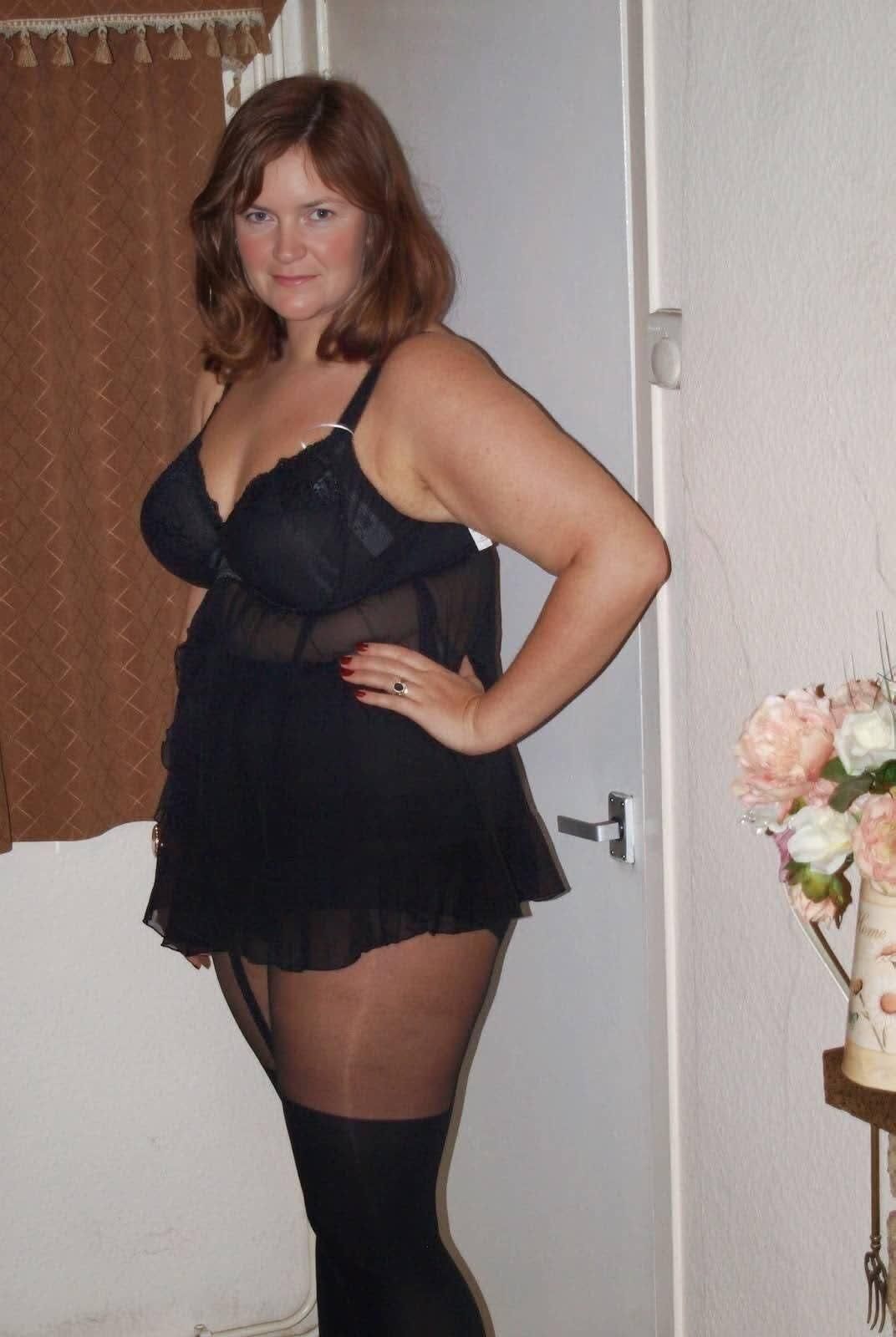 FS Amateur Mature Wife 