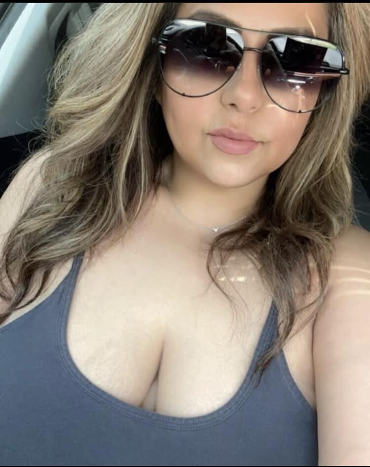 Hot Texas latina milf big tits 