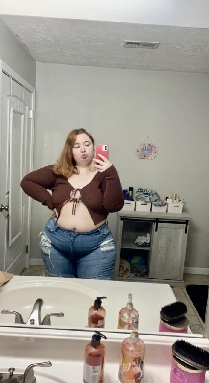 Tiara Big Butt Big Boobs Blonde BBW Girl gemischte heiße Fotos
