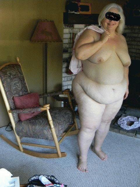 Fette Oma Sissysick will so schlimm