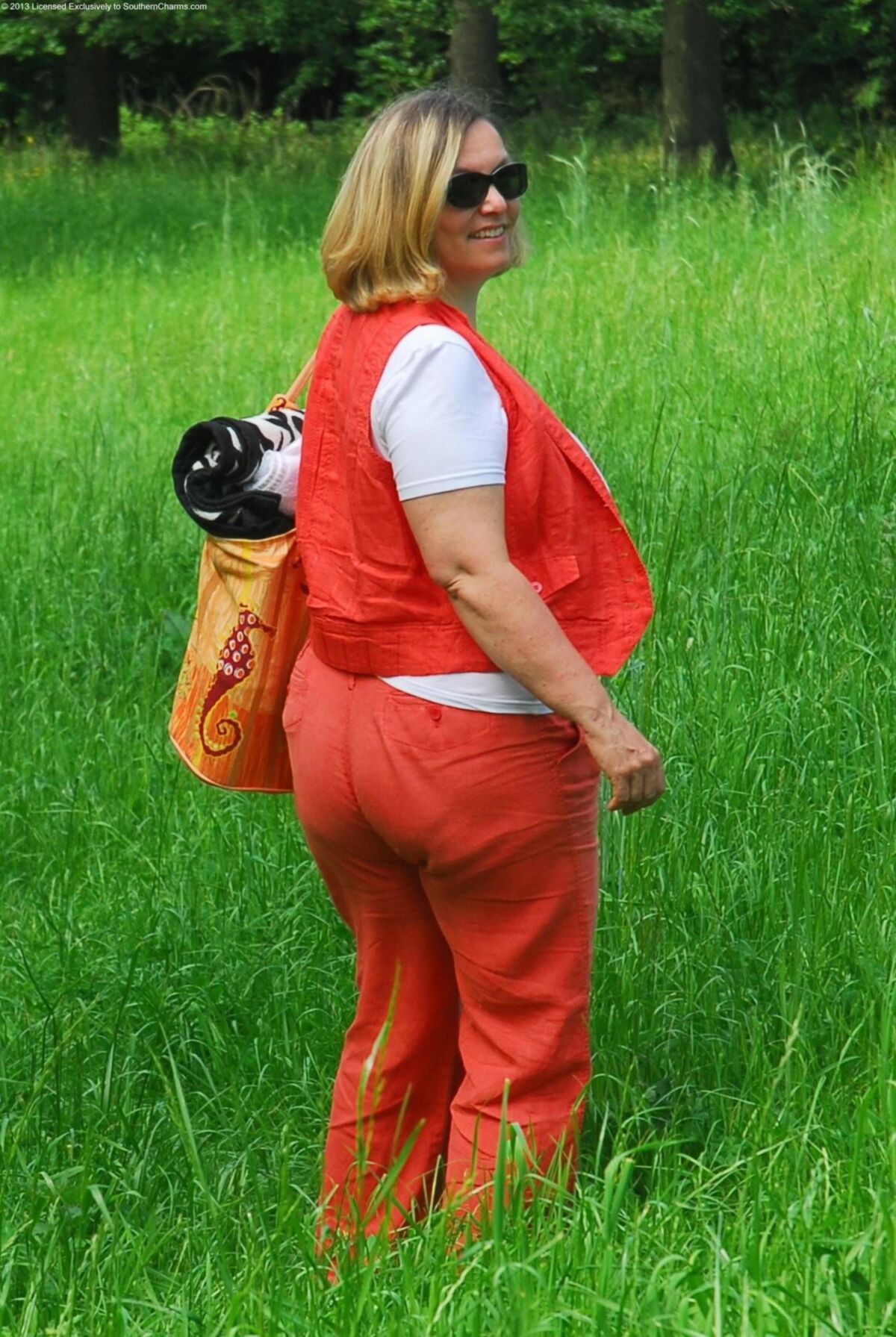Heidi Rheinish Big Bra Queen