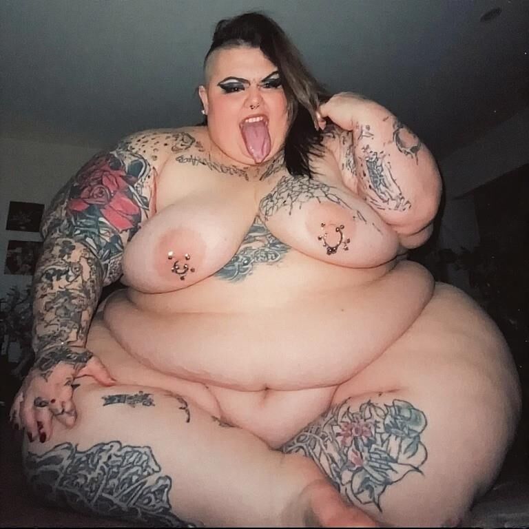 AI creations (I helped a little) BBW punks and piercings 