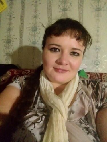 Brunette chubby Ludmila from Karelia in Russia