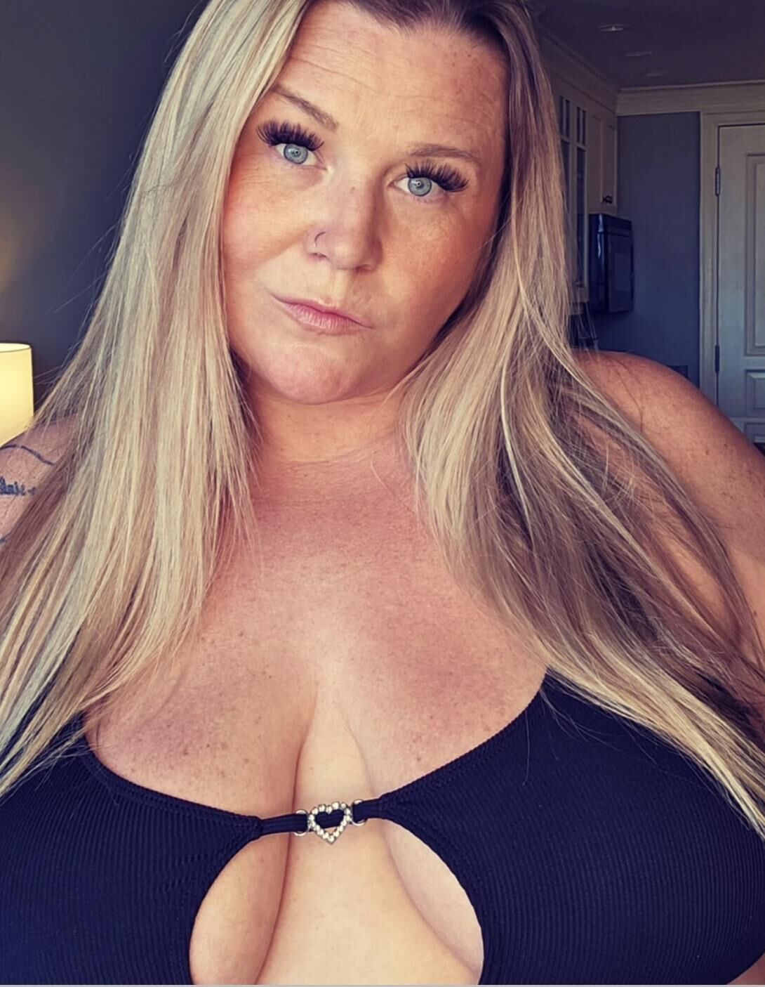 Canadian BBW