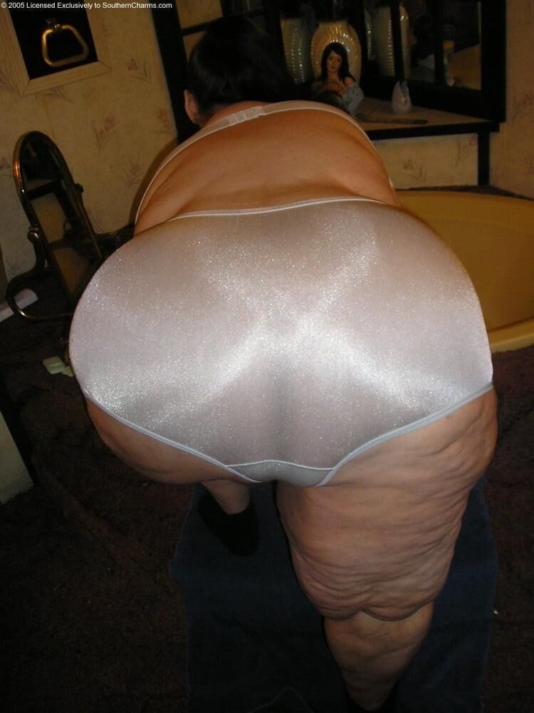 Gargantuan SSBBW Asses