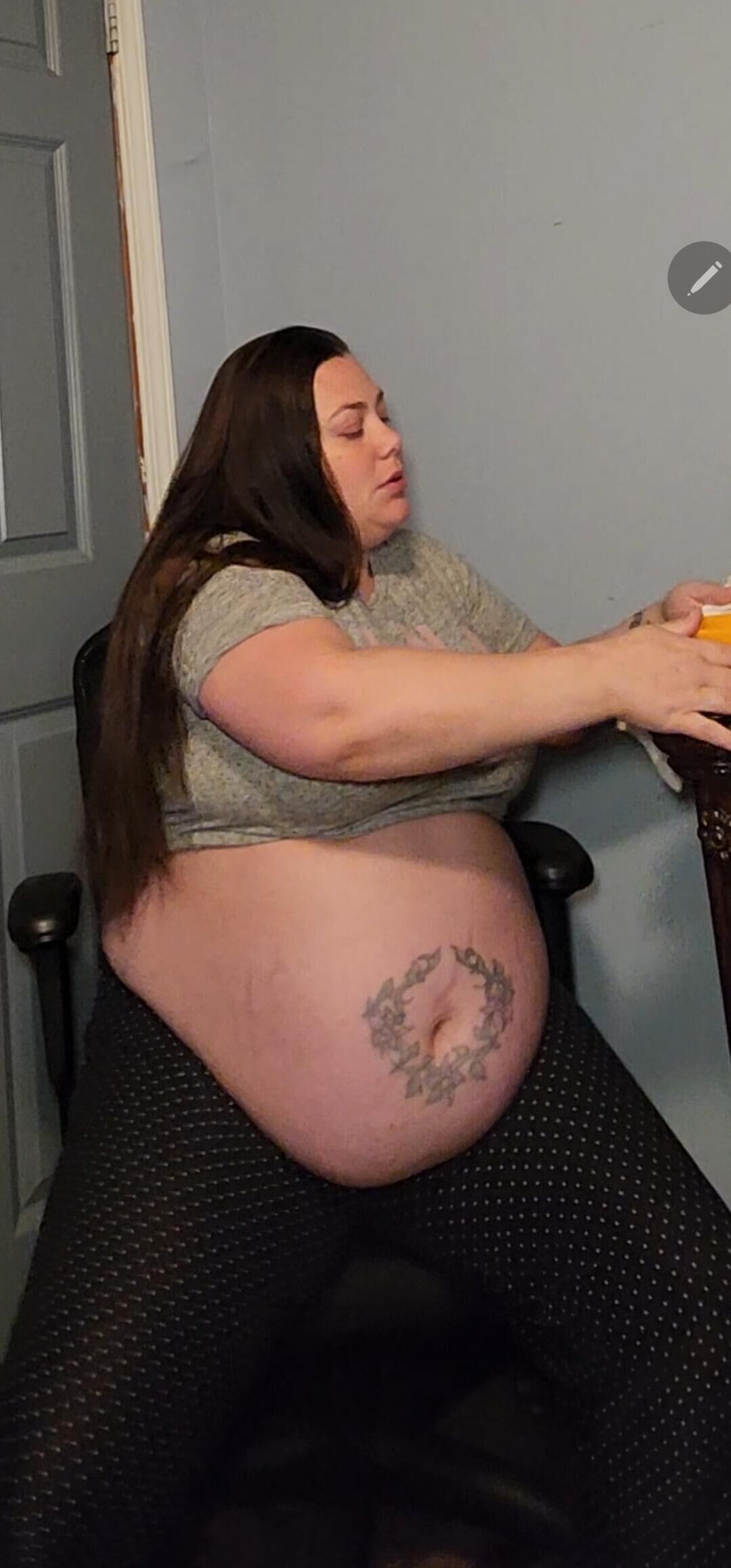 Is She Pregnant or Just Fat? 