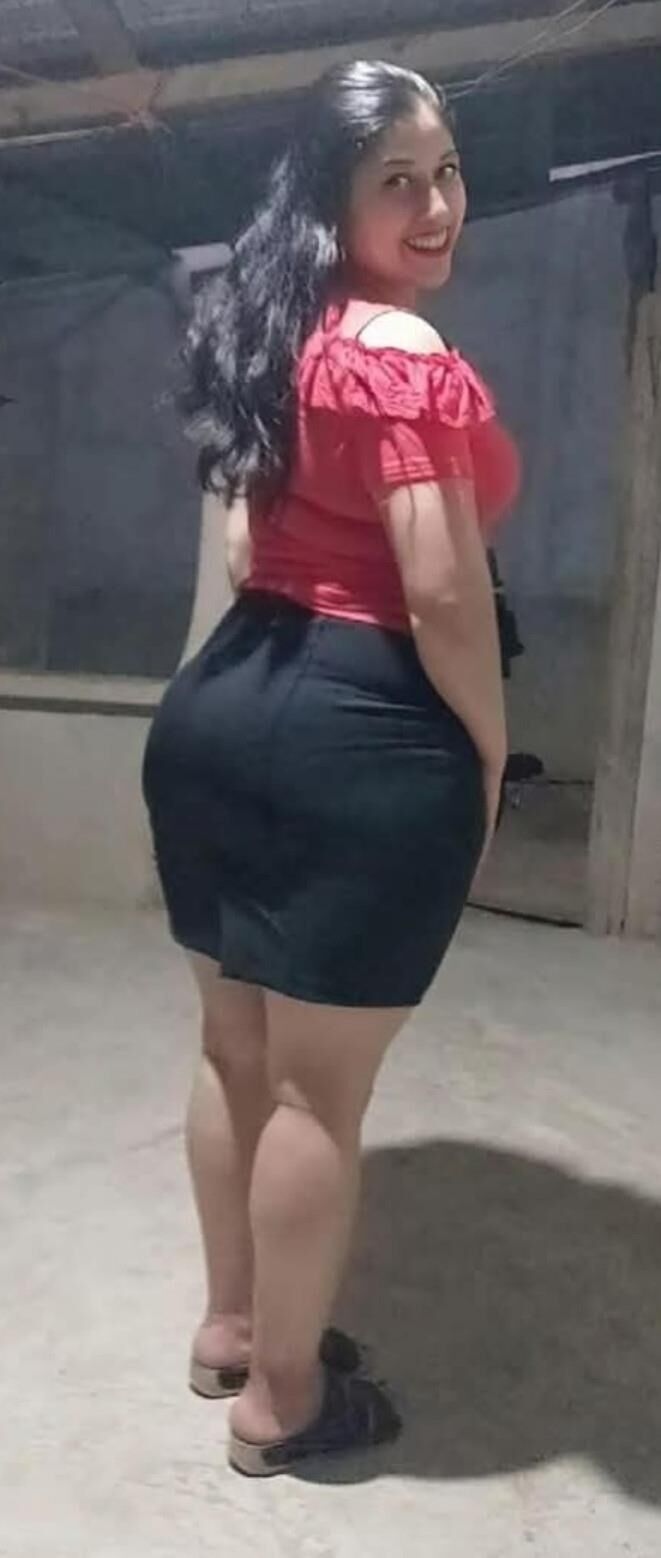 Joselin gata puta Nalgonas rebe
