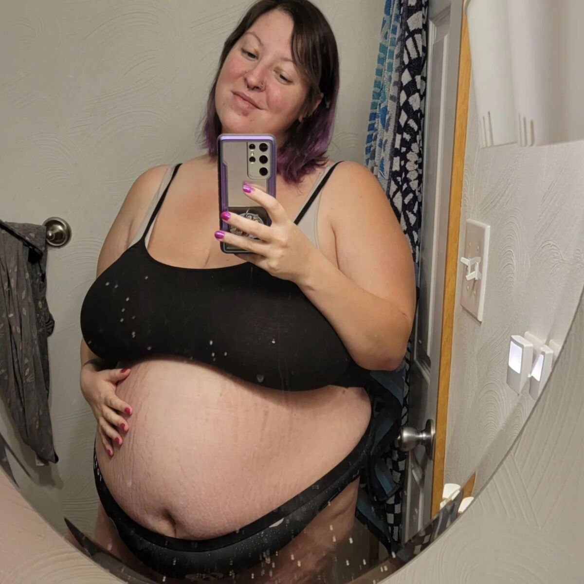 Is She Pregnant or Just Fat? 
