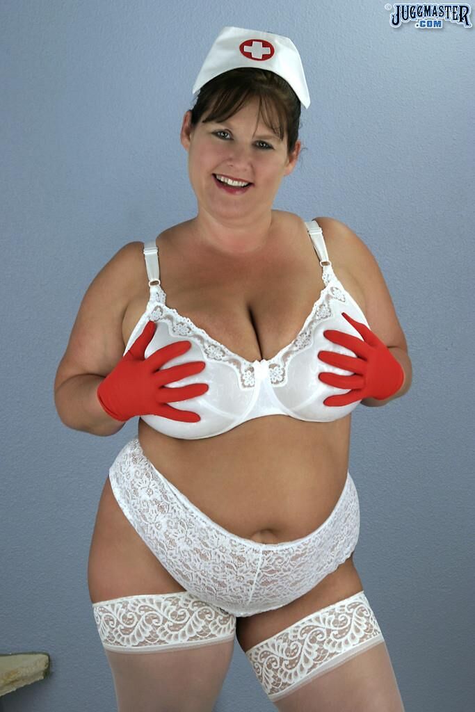 . Melanie mum has a massive set of knockers