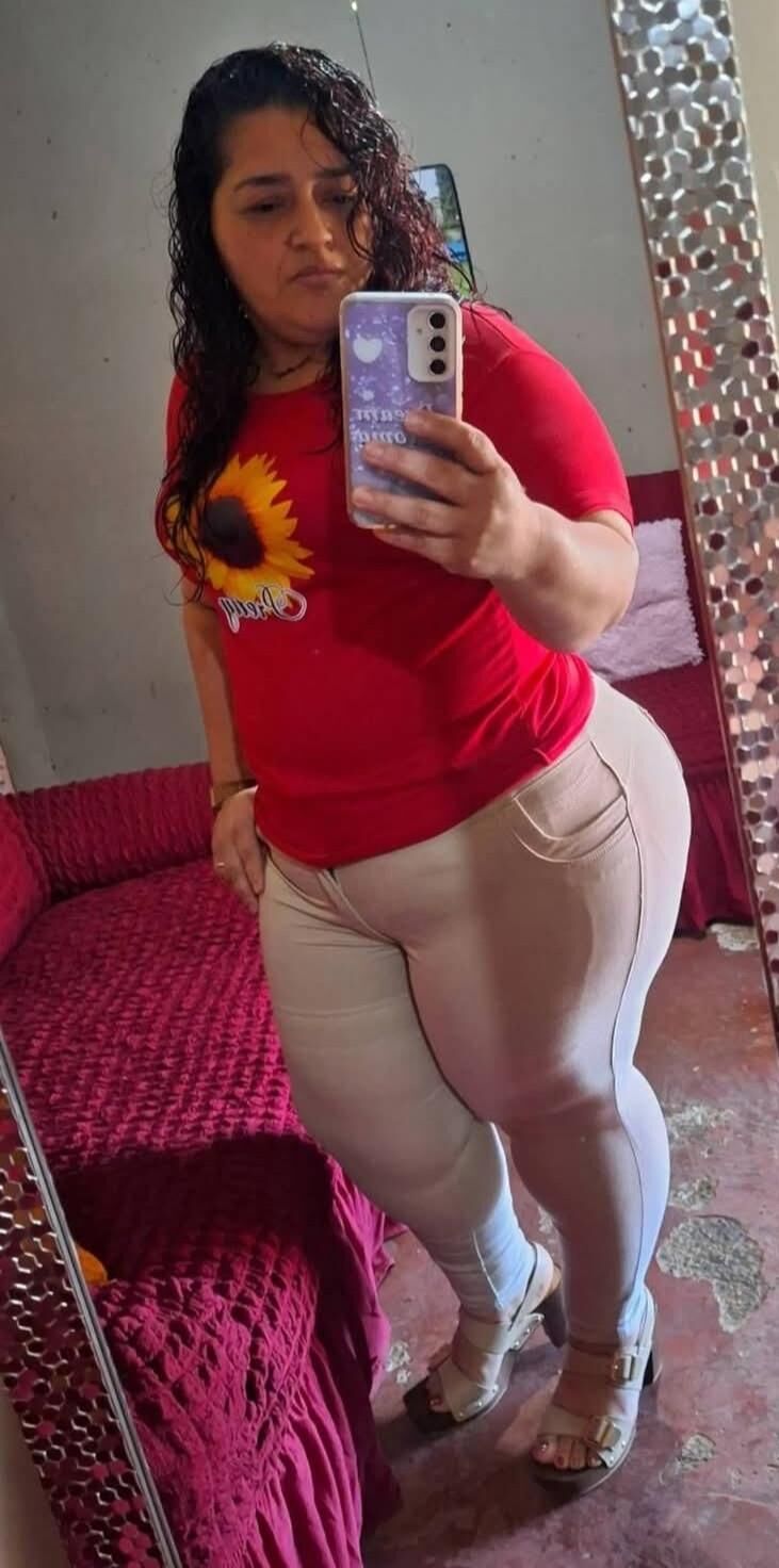 Joselin lokota Bbw abuelas culonas