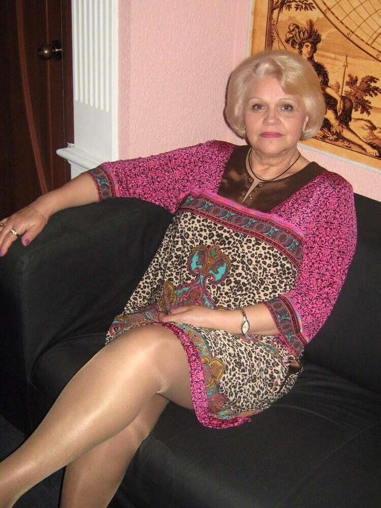 Полем 