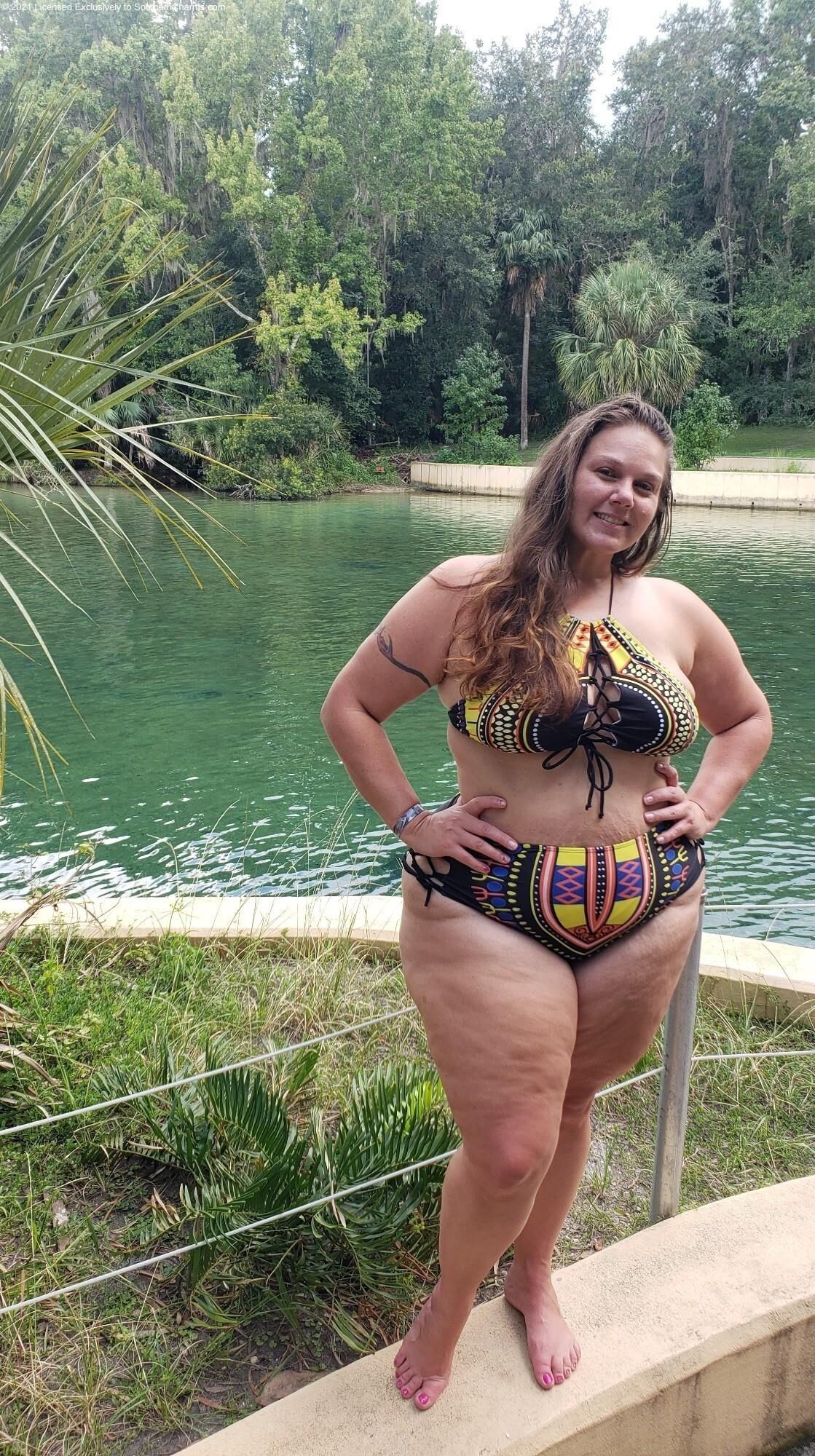 Joselin Bbbw putas nalgonas abuelas 