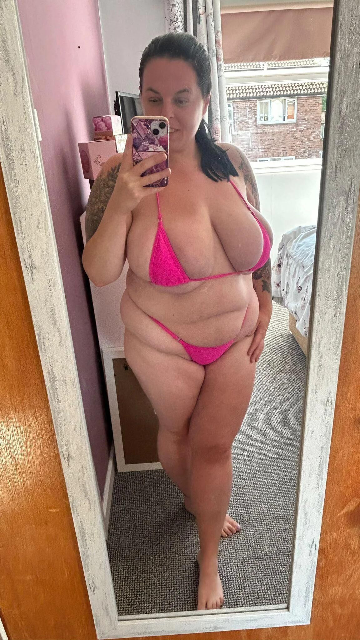 Comment and cum for these random jerkmeat saves