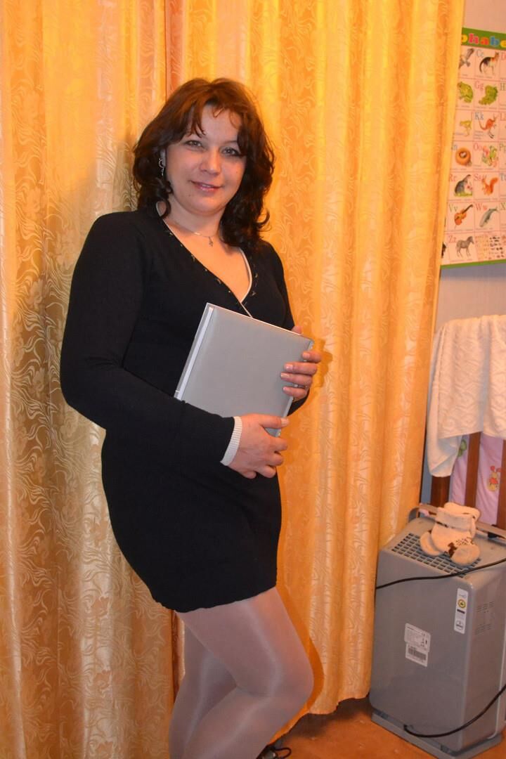 . Fully dressed women, no nudity
