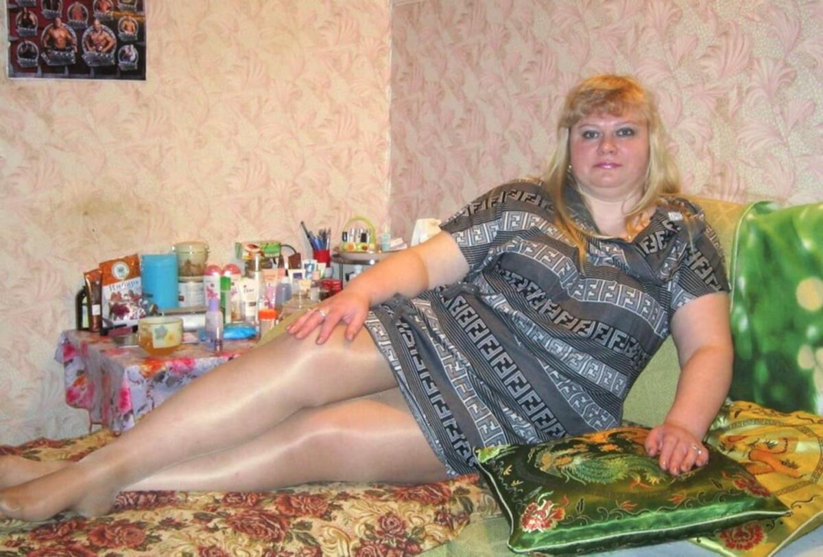 . Fully dressed women, no nudity
