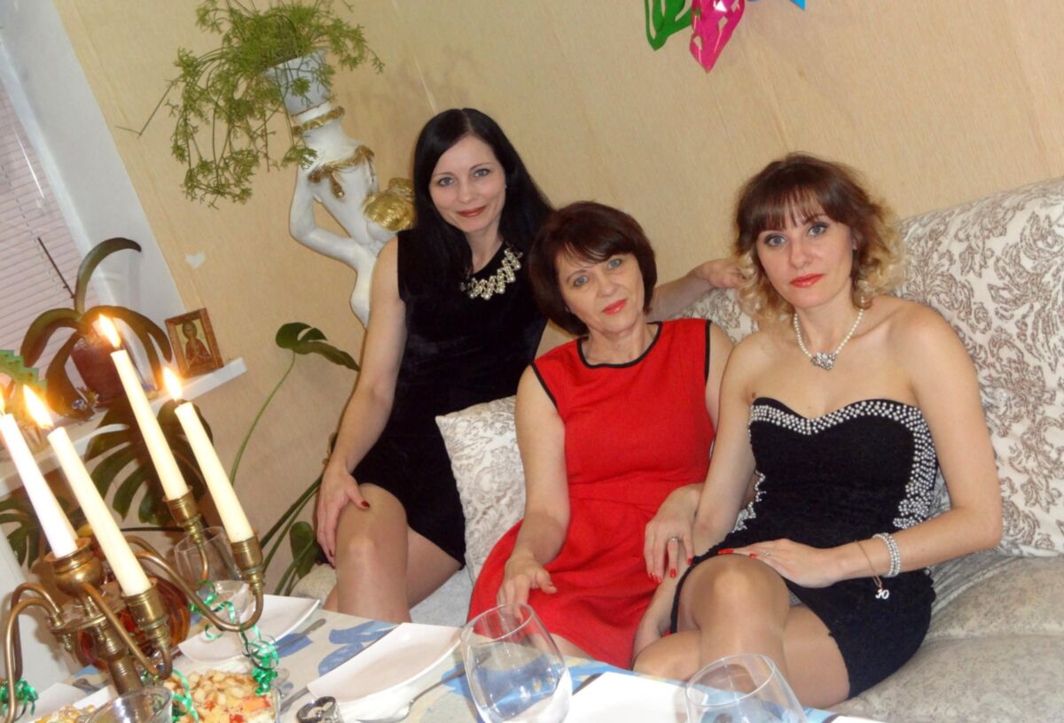. Fully dressed women, no nudity