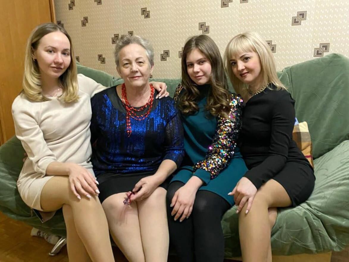 Полем 