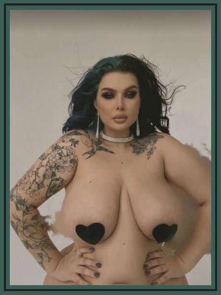Incrível grande mulher bonita