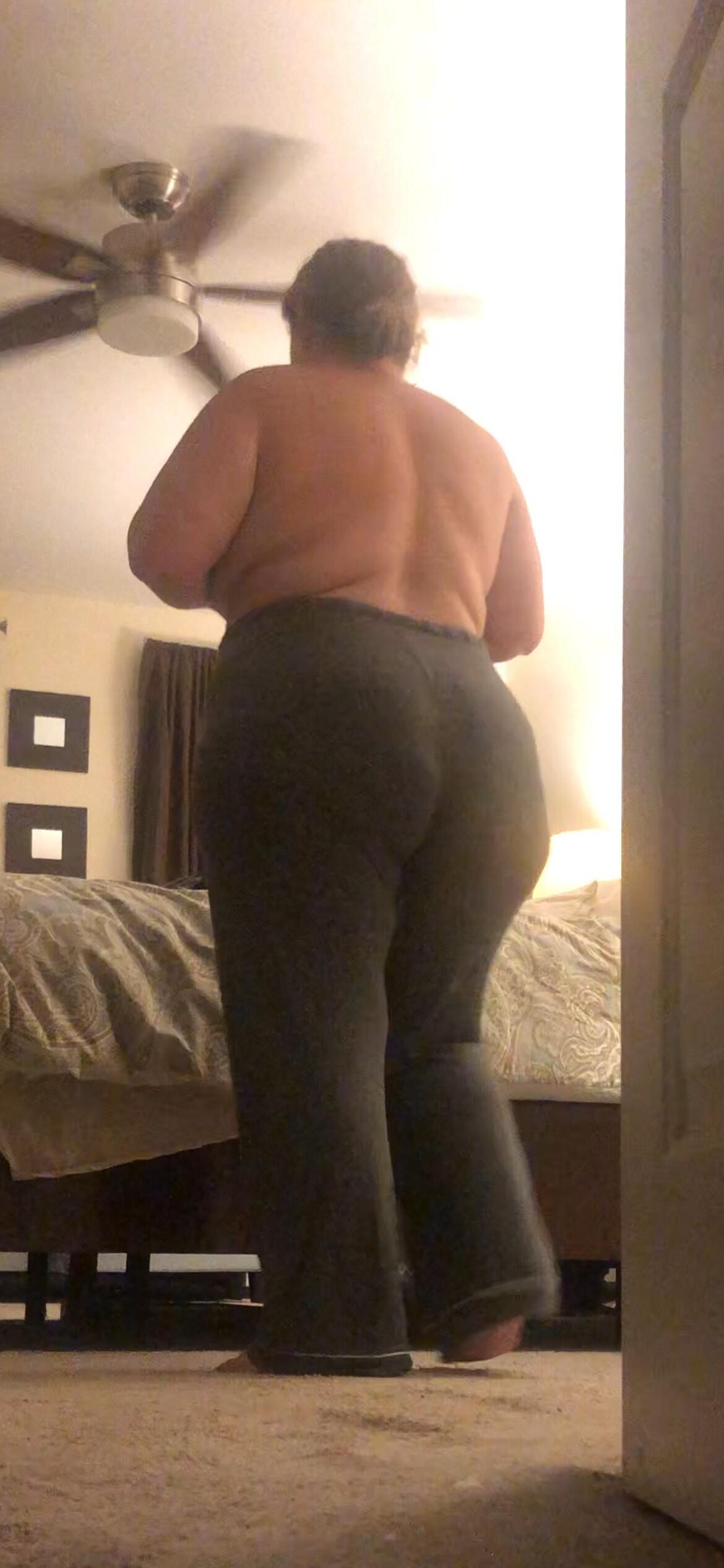 BBW Big Girl PJS e parte da bunda nua