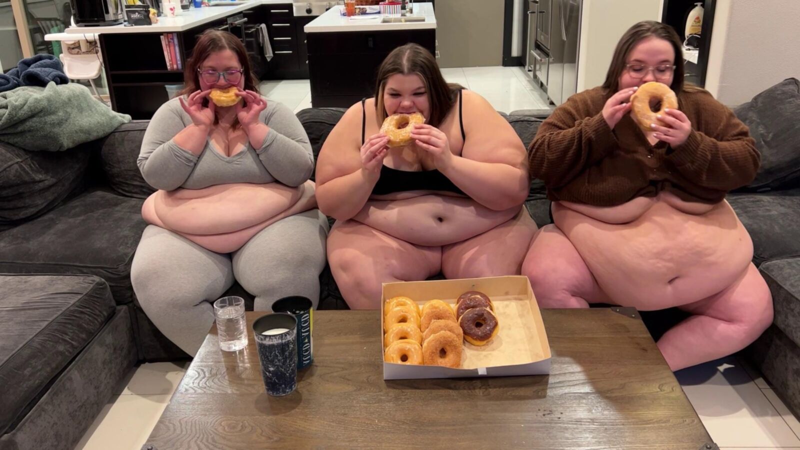 De grosses filles dans lesquelles je veux jouir