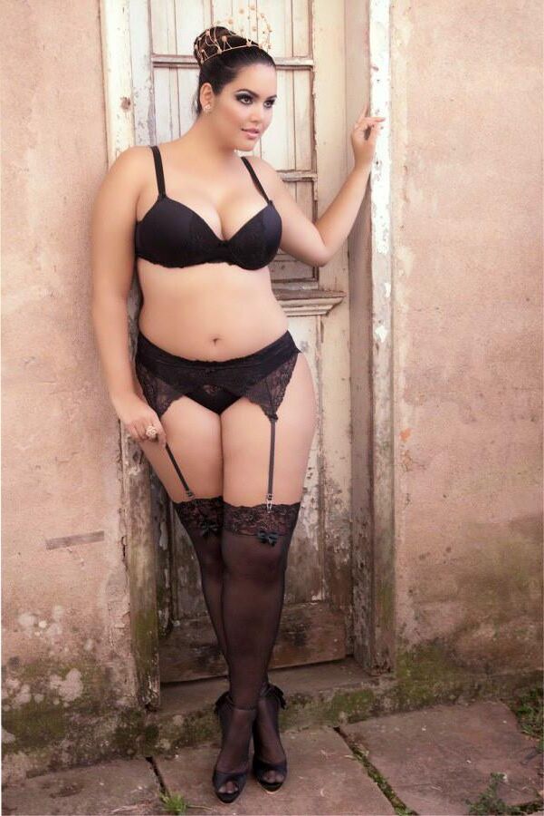 Hot mix, mostly curvy mature
