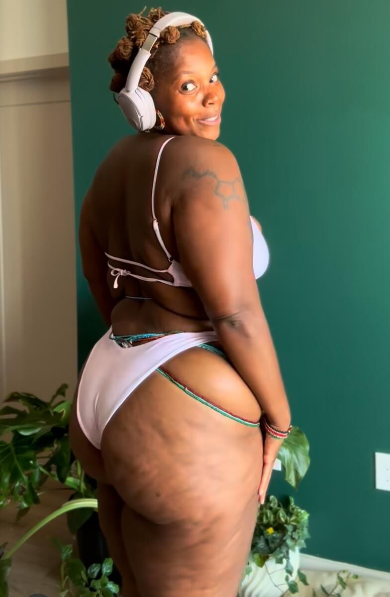 BBW Yoga Chick