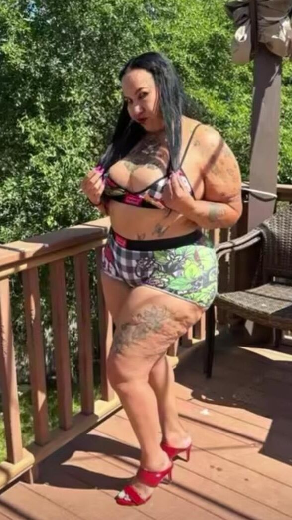 ジョセリンBBWモニカパタス