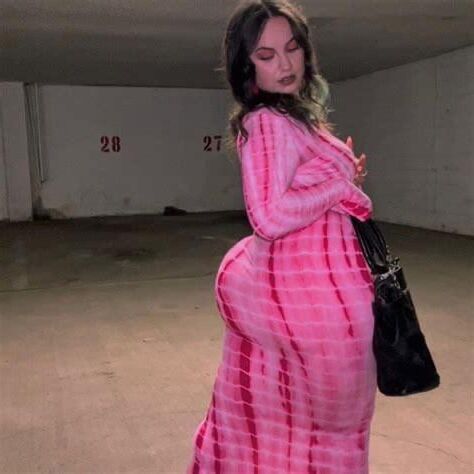 Ses gâteaux énormes cul gros seins magnifiques bbw girl mixte coups chauds