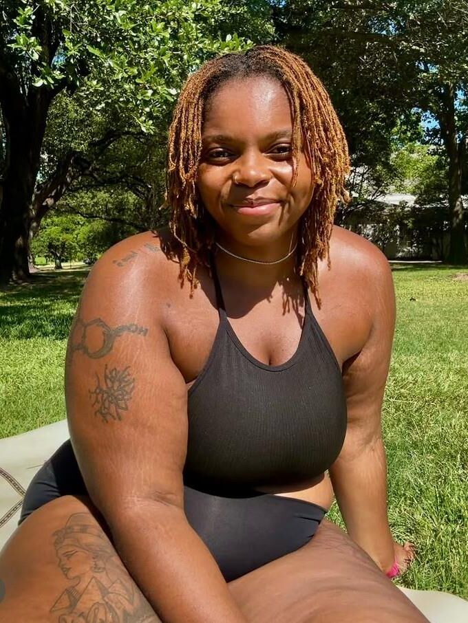 BBW Yoga Chick