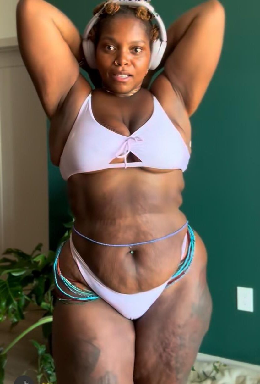BBW Yoga Chick