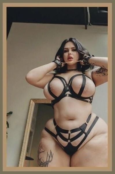 Удивительные большие сексуальные женщины