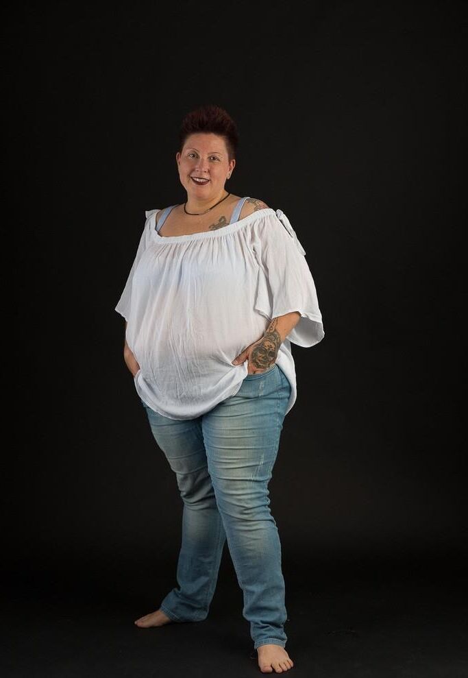 Splendide Truie Pour Saillie Grasse de Partout Sauf des Nichons